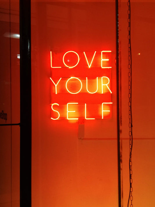 Amor propio, el camino para convertirnos una mejor versión de nosotras mismas